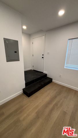 2280 S Barrington Avenue Apt 9, Los Angeles, CA 90064