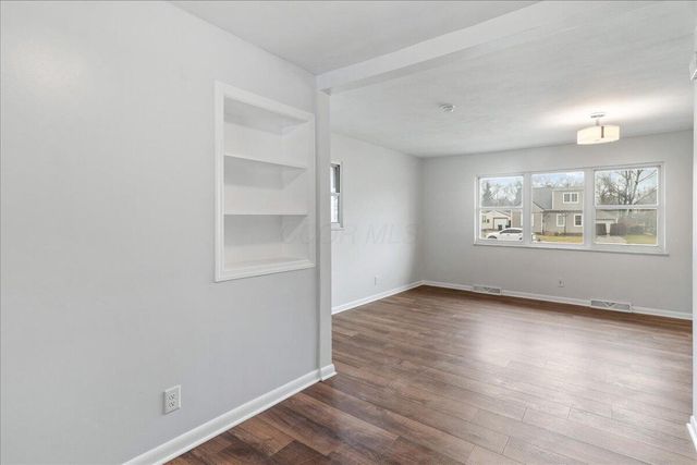 2299 Holt Avenue, Columbus, OH 43219