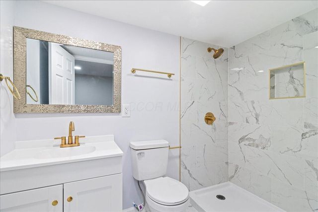 2299 Holt Avenue, Columbus, OH 43219