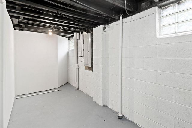 2299 Holt Avenue, Columbus, OH 43219