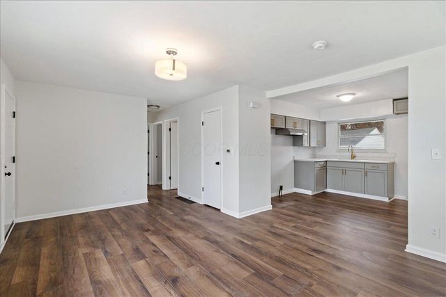 2299 Holt Avenue, Columbus, OH 43219