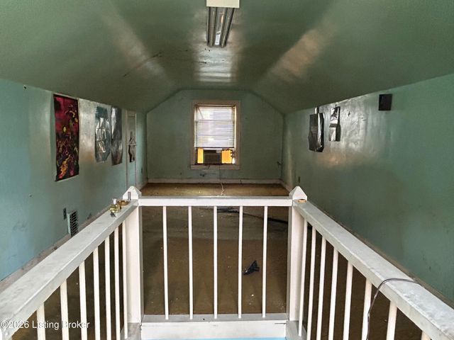 3531 Dayton Ave, Louisville, KY 40207