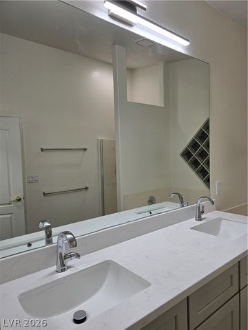 1534 Woodward Heights Way, North Las Vegas, NV 89032