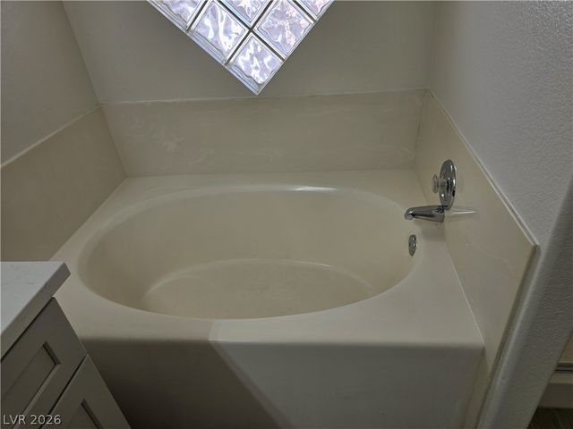 1534 Woodward Heights Way, North Las Vegas, NV 89032