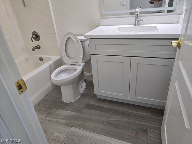 1534 Woodward Heights Way, North Las Vegas, NV 89032