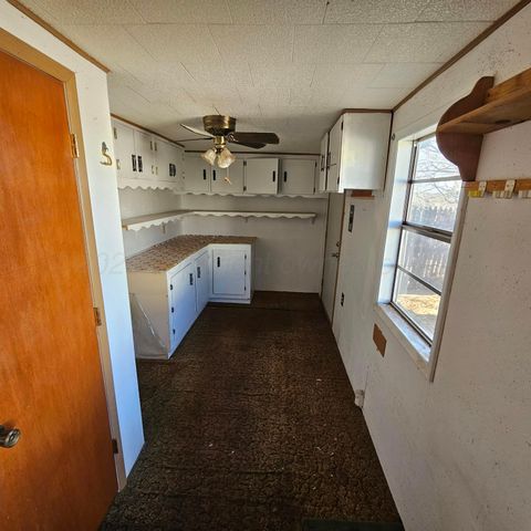 1012 Bowman Drive, Borger, TX 79007