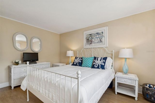 245 104TH AVENUE 7, Treasure Island, FL 33706