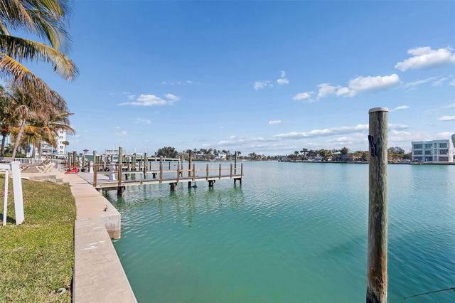 245 104TH AVENUE 7, Treasure Island, FL 33706