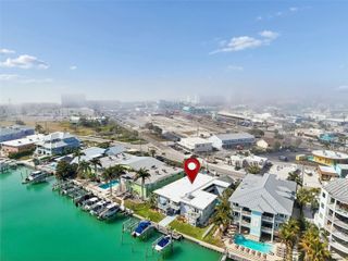 245 104TH AVENUE 7, Treasure Island, FL 33706
