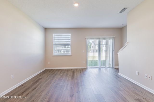 9833 FIDDLEBACK Lane, Jacksonville, FL 32222