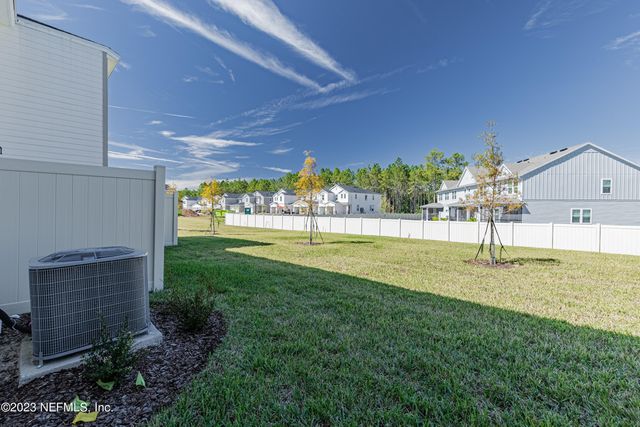 9833 FIDDLEBACK Lane, Jacksonville, FL 32222