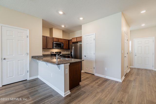 9833 FIDDLEBACK Lane, Jacksonville, FL 32222