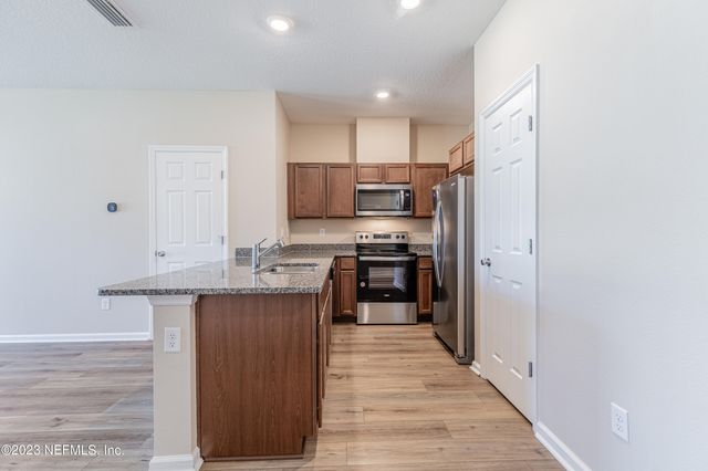 9833 FIDDLEBACK Lane, Jacksonville, FL 32222