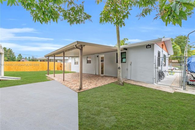 11925 SW 182nd Ter, Miami, FL 33177