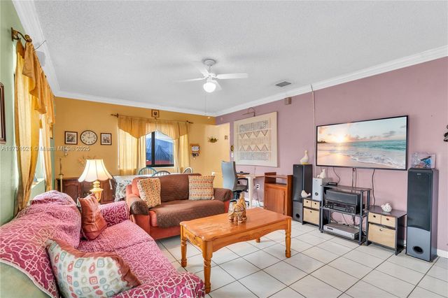 11925 SW 182nd Ter, Miami, FL 33177