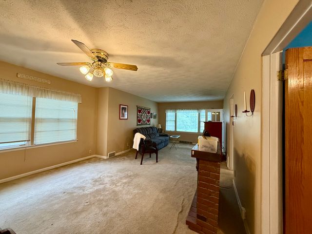 3723 Clinton Avenue, Berwyn, IL 60402