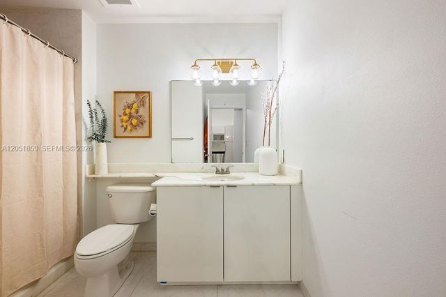 234 NE 3rd Street 909, Miami, FL 33132