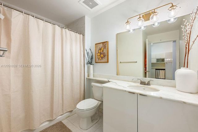 234 NE 3rd Street 909, Miami, FL 33132