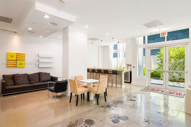 234 NE 3rd Street 909, Miami, FL 33132