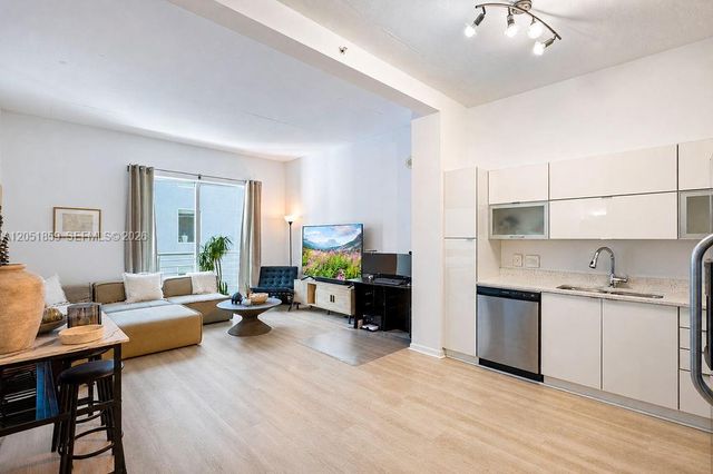 234 NE 3rd Street 909, Miami, FL 33132