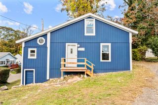 55 Hilton Avenue, East Haven, CT 06512