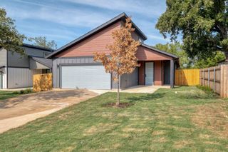 202 Washington ST, Elgin, TX 78621