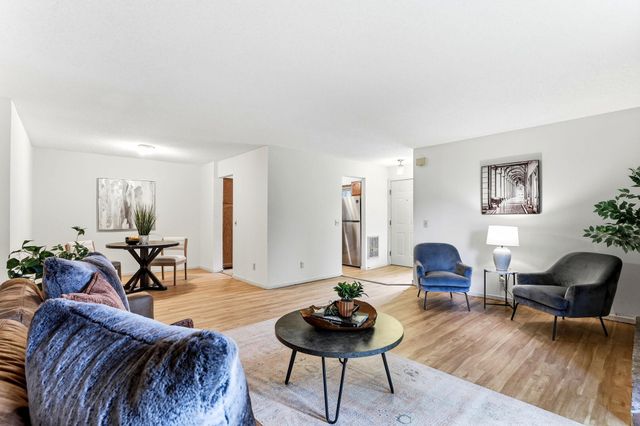 340 Ford Road 7, Saint Louis Park, MN 55426
