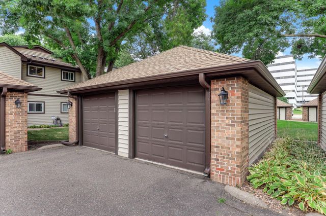 340 Ford Road 7, Saint Louis Park, MN 55426