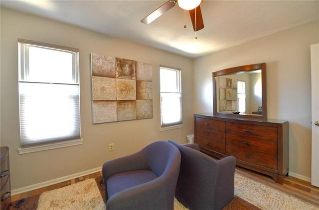 6616 Bradshaw Street, Shawnee, KS 66216