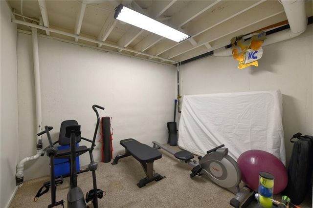 6616 Bradshaw Street, Shawnee, KS 66216