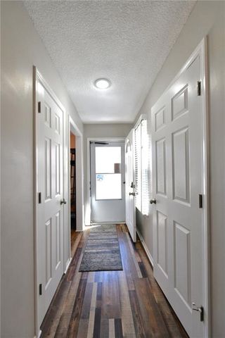 6616 Bradshaw Street, Shawnee, KS 66216