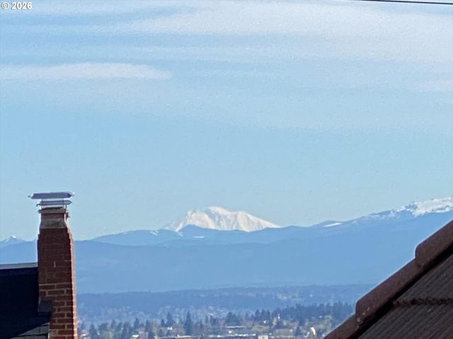 2846 Nw CUMBERLAND Rd, Portland, OR 97210