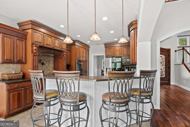1198 Fiddlers Cove NE, Townsend, GA 31331