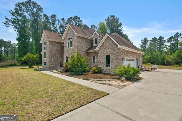 1198 Fiddlers Cove NE, Townsend, GA 31331