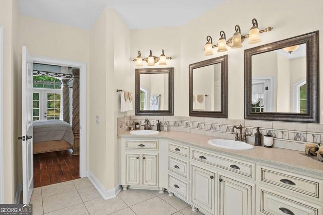 1198 Fiddlers Cove NE, Townsend, GA 31331