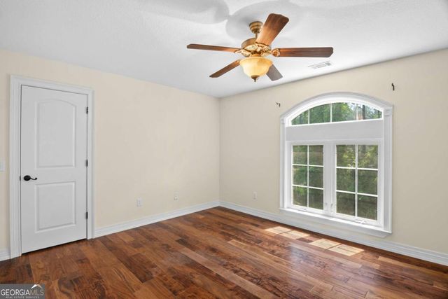 1198 Fiddlers Cove NE, Townsend, GA 31331