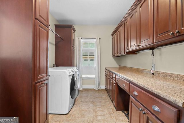 1198 Fiddlers Cove NE, Townsend, GA 31331