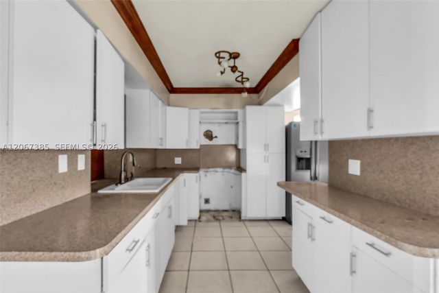 6605 NW 77th St, Tamarac, FL 33321
