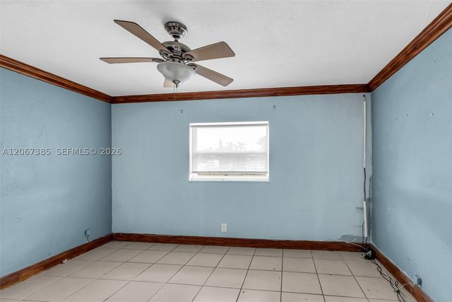 6605 NW 77th St, Tamarac, FL 33321