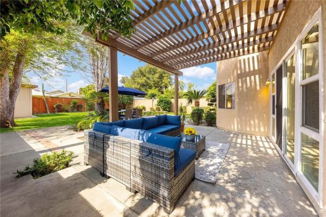 5613 N Charlotte Avenue, San Gabriel, CA 91776