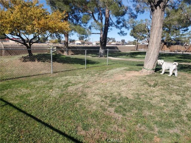 21621 Sandia 31, Apple Valley, CA 92308