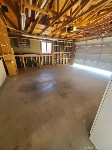 21621 Sandia 31, Apple Valley, CA 92308