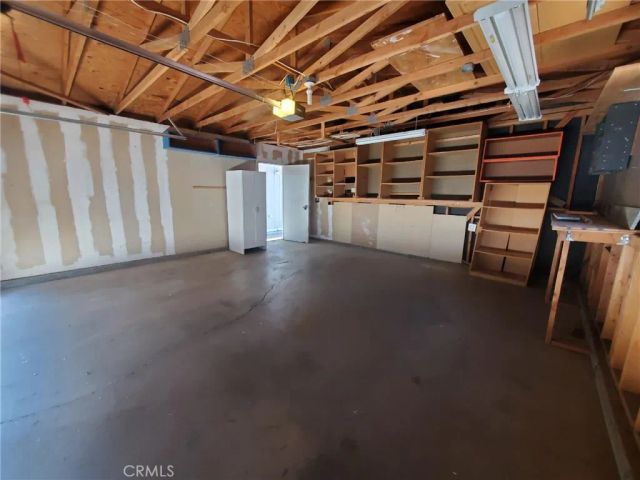 21621 Sandia 31, Apple Valley, CA 92308