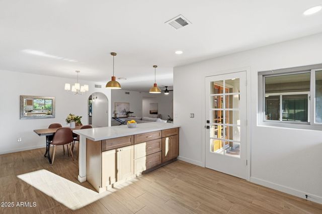 8116 N 18TH Way, Phoenix, AZ 85020