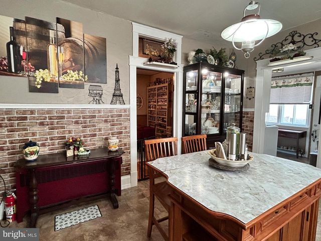 228 S TENNESSEE AVE, Martinsburg, WV 25401