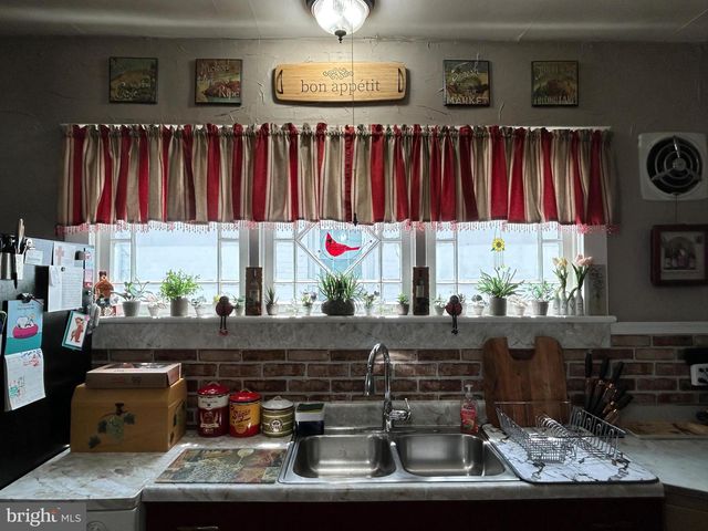 228 S TENNESSEE AVE, Martinsburg, WV 25401