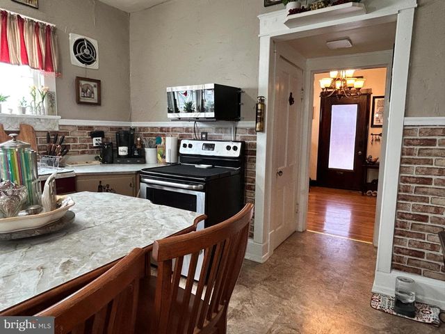 228 S TENNESSEE AVE, Martinsburg, WV 25401
