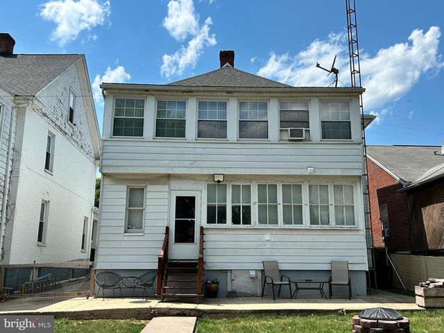 228 S TENNESSEE AVE, Martinsburg, WV 25401