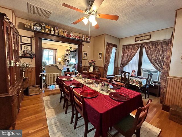 228 S TENNESSEE AVE, Martinsburg, WV 25401
