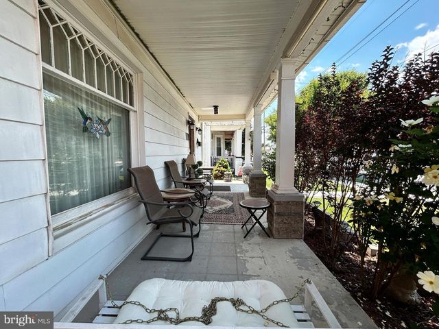 228 S TENNESSEE AVE, Martinsburg, WV 25401
